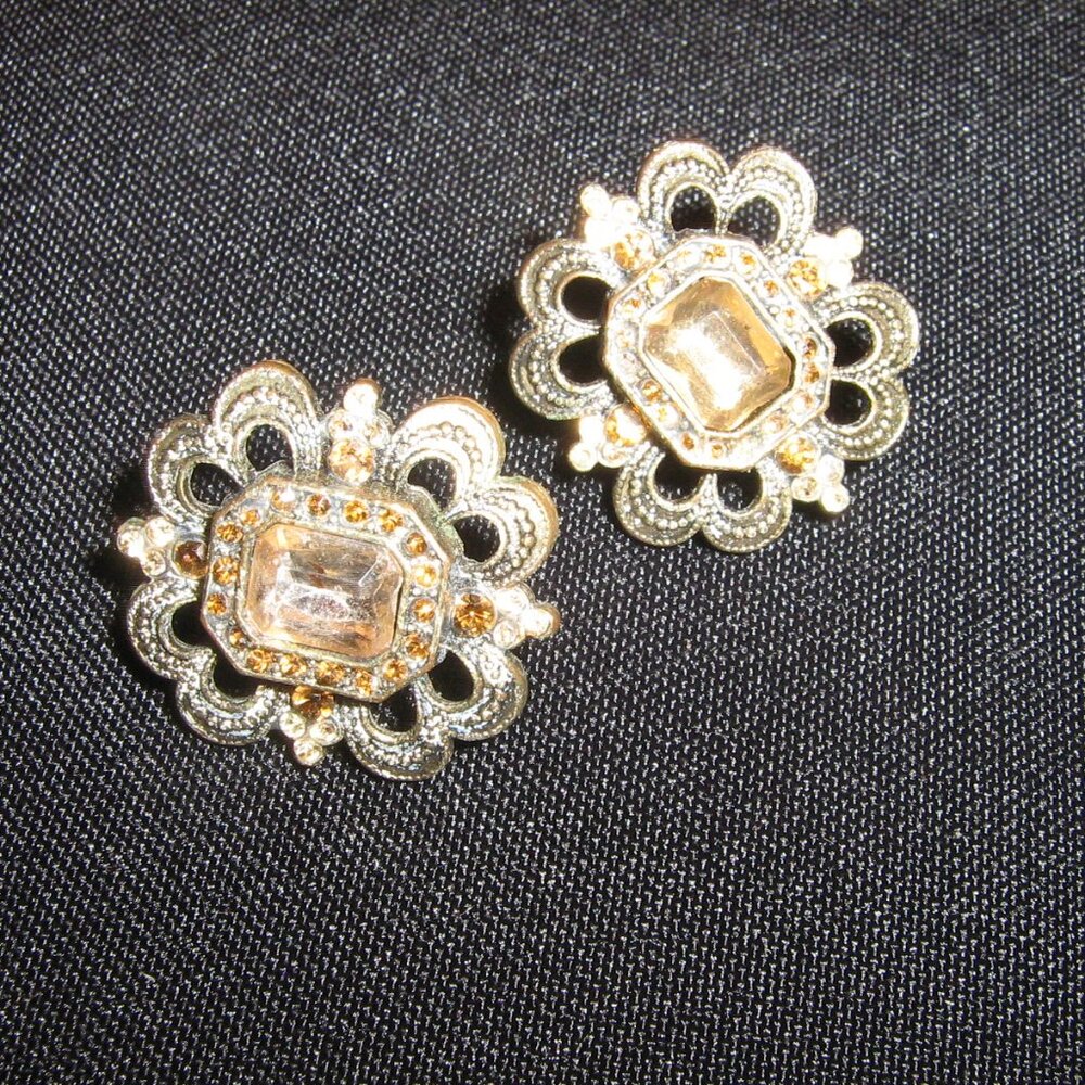 Avon Vintage Earrings